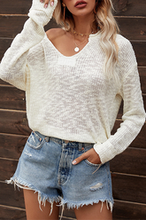 Einfarbiger Pullover mit Schlitz und V-Ausschnitt